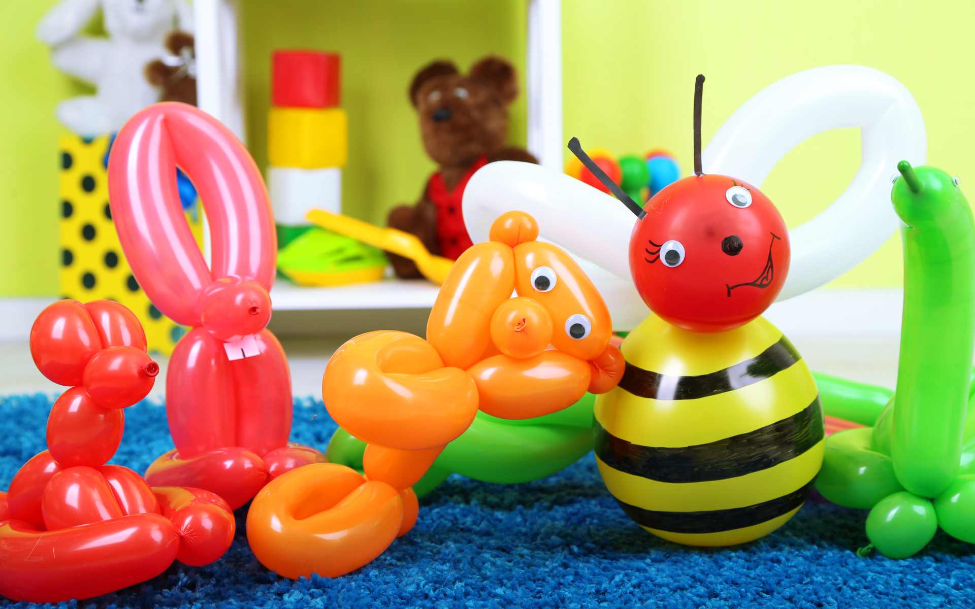 Balloon sculpting